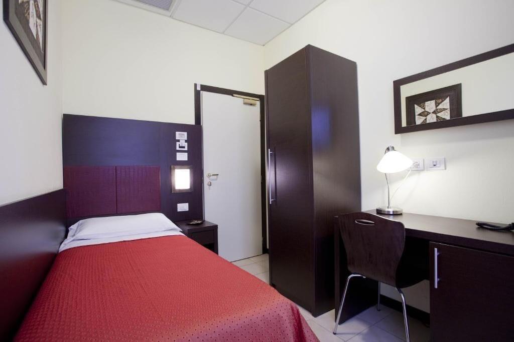 Hotel Alibi Rimini Eksteriør billede