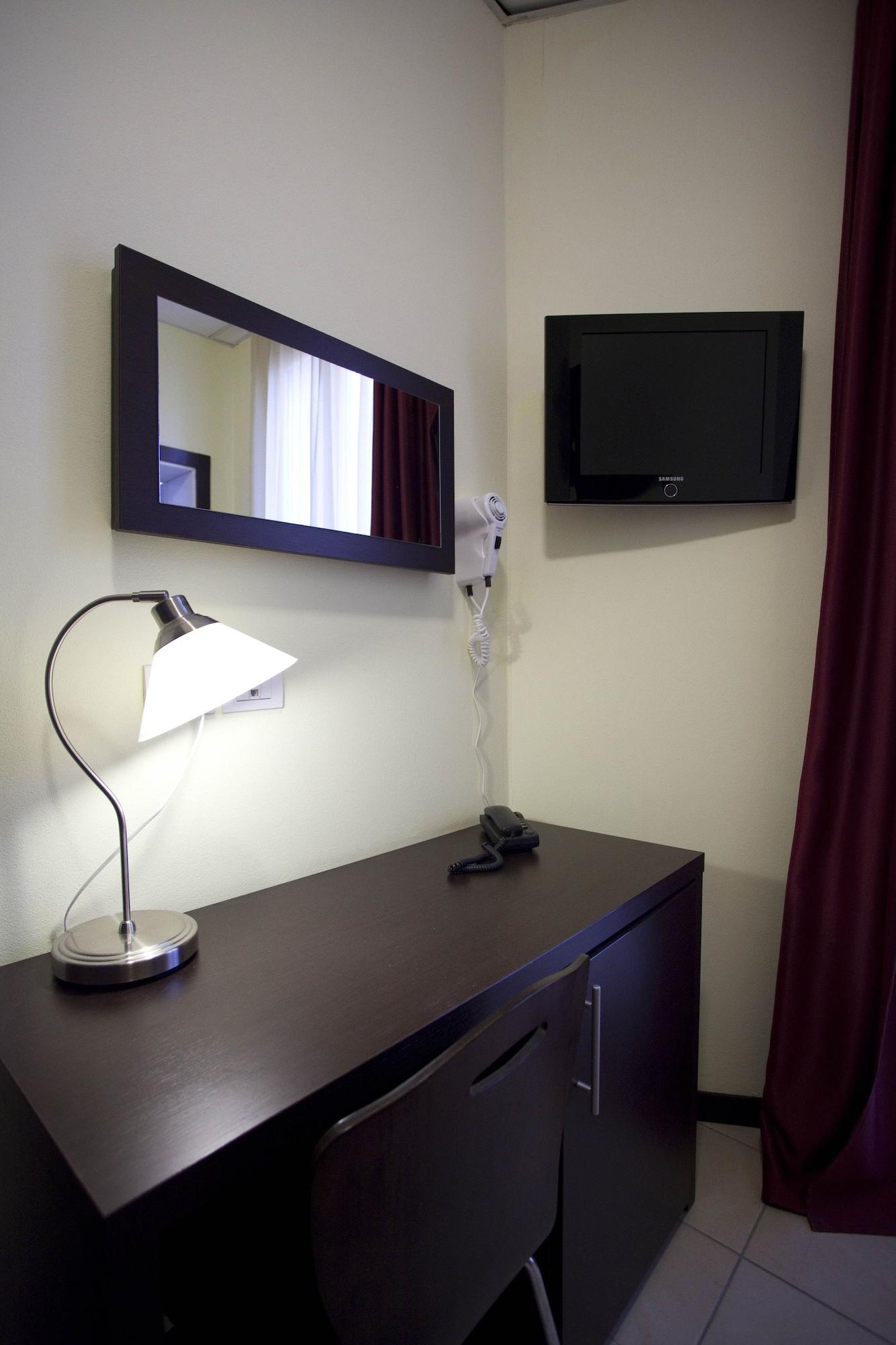 Hotel Alibi Rimini Eksteriør billede