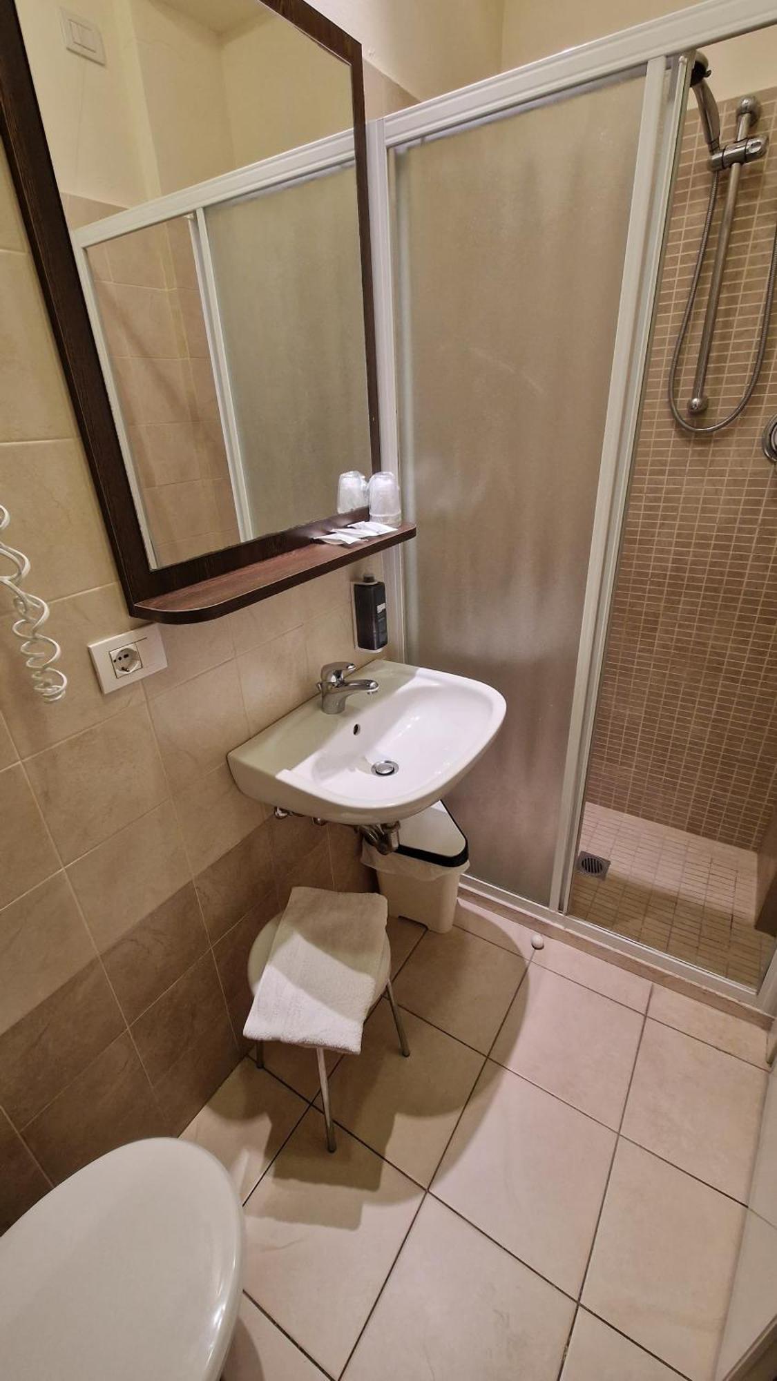 Hotel Alibi Rimini Eksteriør billede