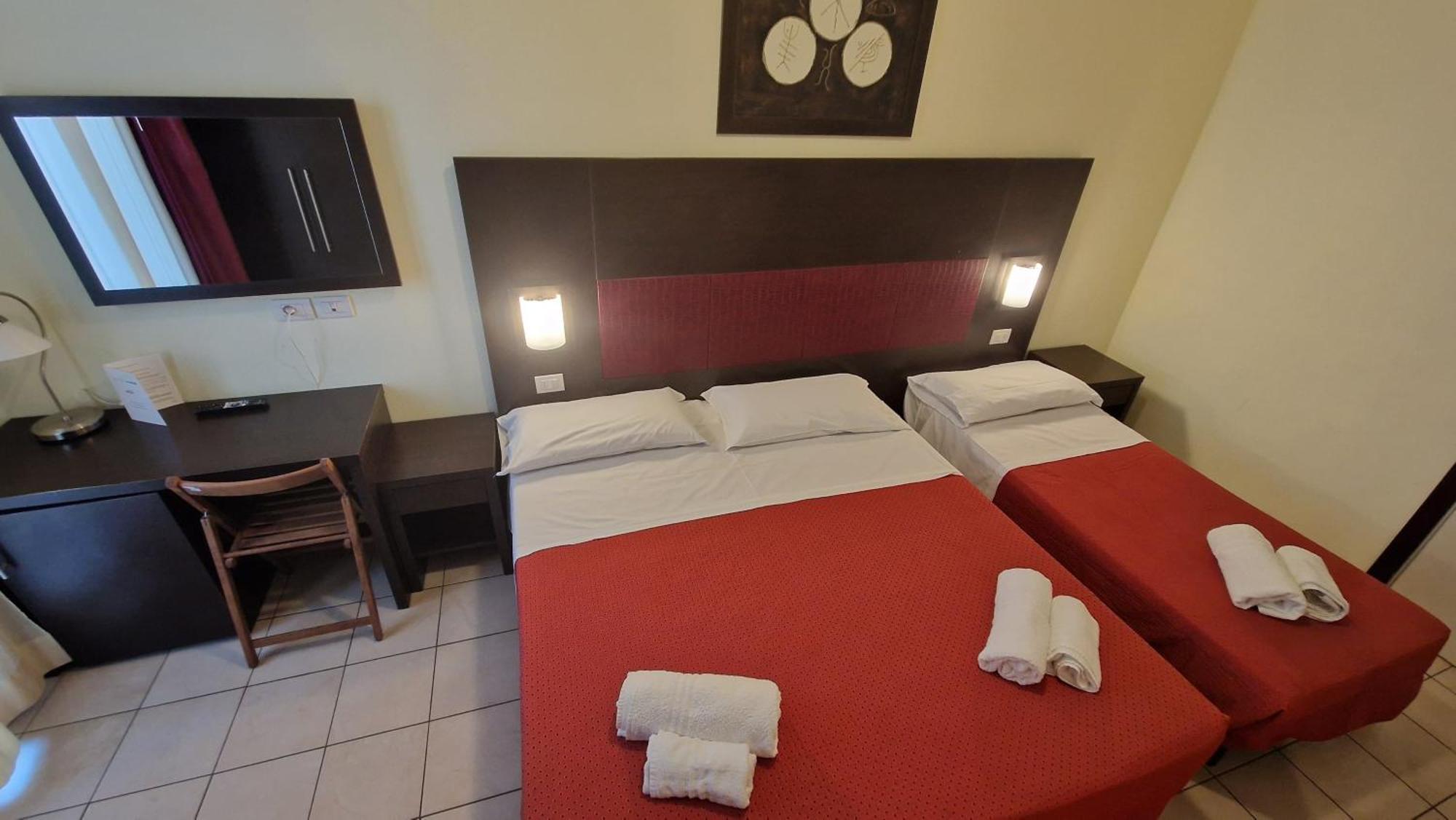 Hotel Alibi Rimini Eksteriør billede