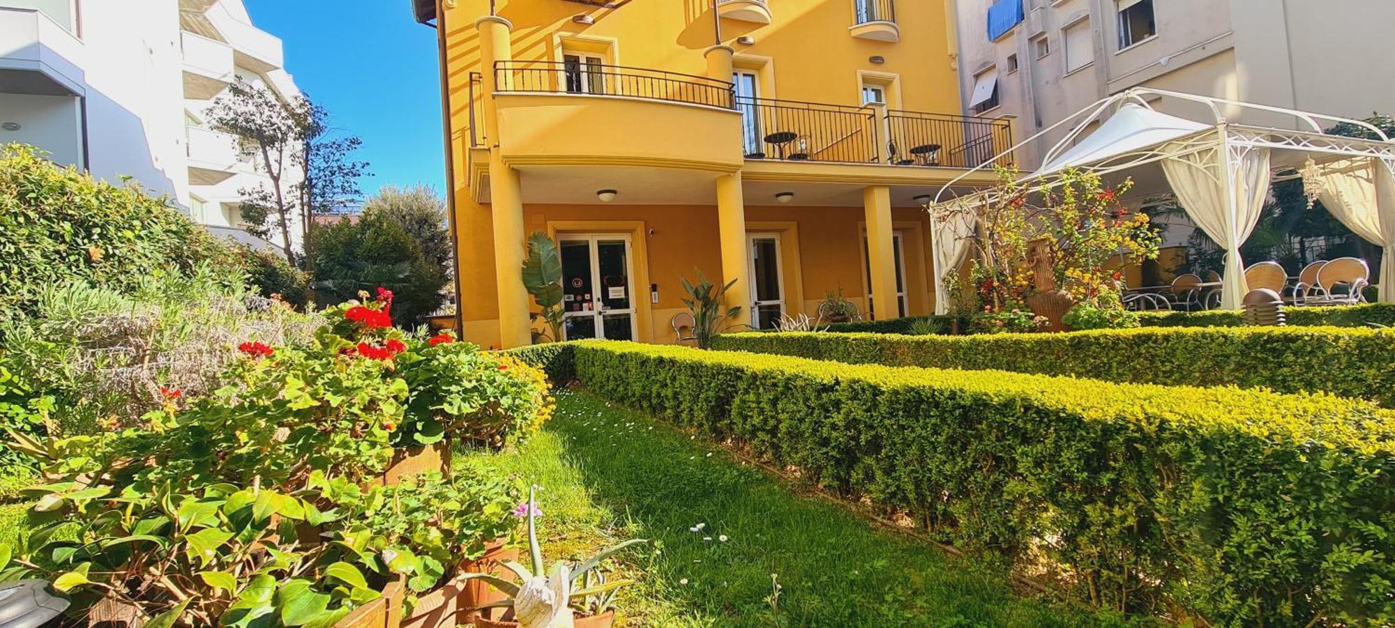 Hotel Alibi Rimini Eksteriør billede