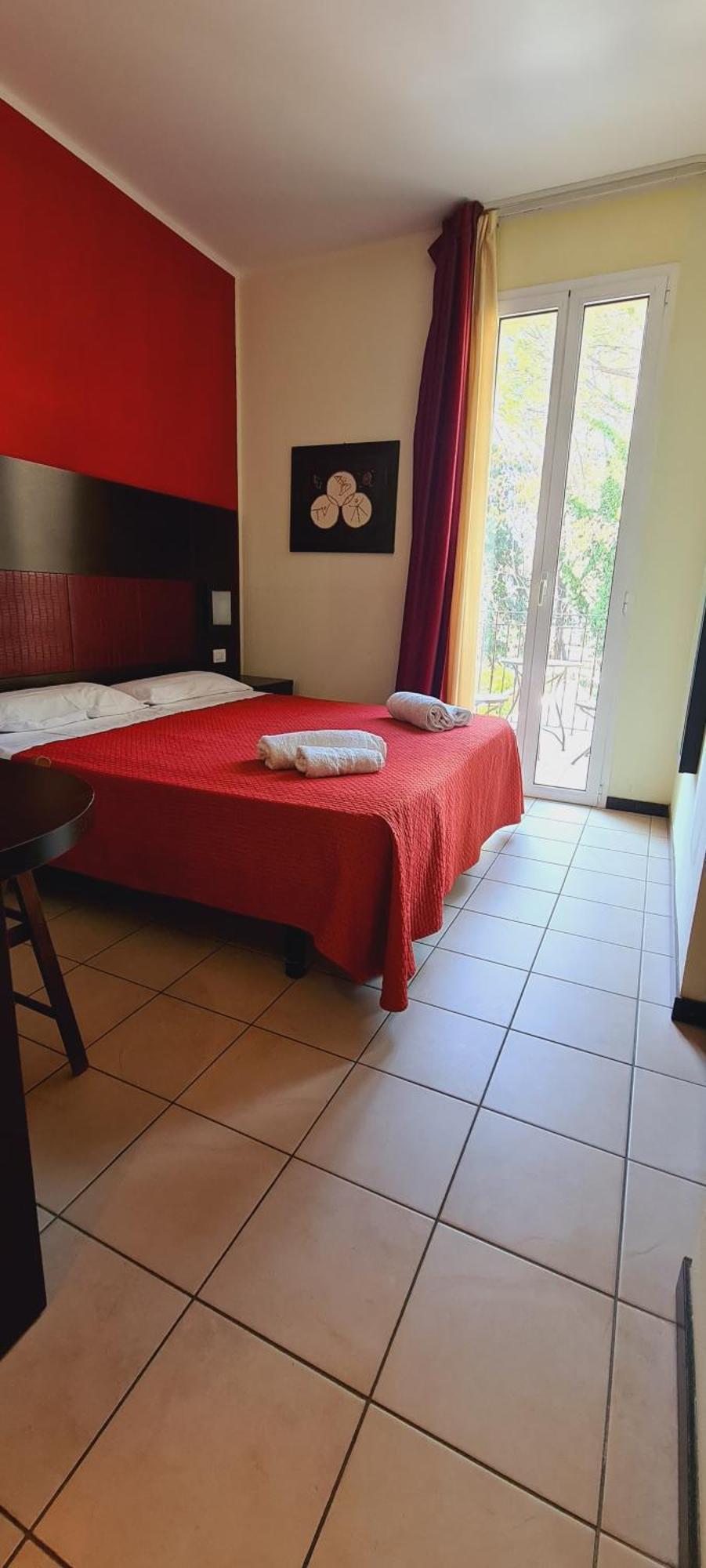 Hotel Alibi Rimini Eksteriør billede